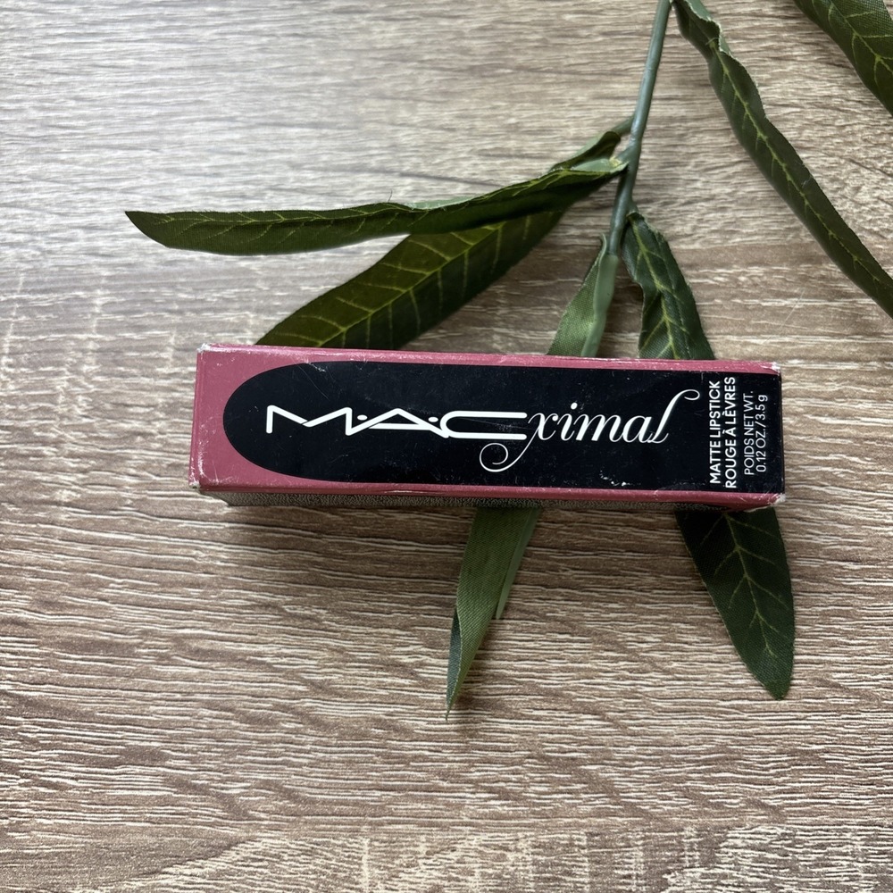 Mac Cosmetics M·A·CXIMAL Matte Lipstick 664 GET THE HINT 0.12 Oz